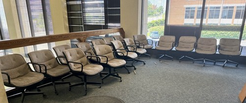 One vintage 1976 - vintage, office